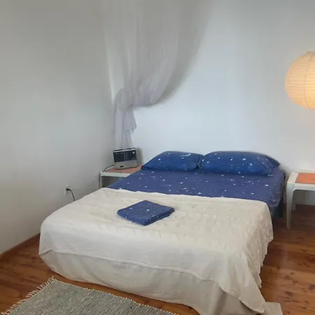 Jana Villa